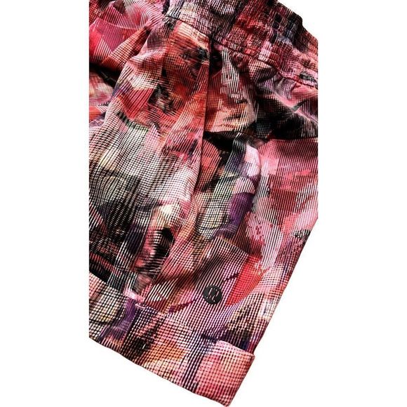 Lululemon Spring Break Away shorts 3" Size 2 - Picture 3 of 6